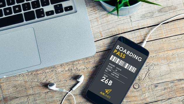 American, United Extend Flight Credits